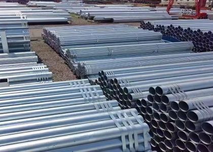OEM গ্যালভানাইজড ইস্পাত পাইপ কালো অ্যান্টি-রস্ট পেইন্টিং জন্য বিহীন পাইপ