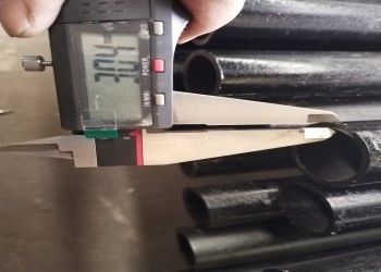 এএসটিএম এ১০৬ সিউমলেস স্টীল পাইপ গরম ঘূর্ণিত ০.২-১০০ মিমি