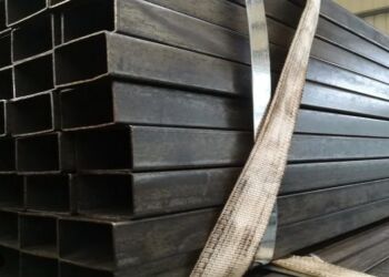 স্টিলের খালি বিভাগগুলি 0.5 মিমি থেকে 25 মিমি বেধের পরিসীমা Q195-235 গ্রেড এবং স্ট্রাকচারাল ফ্রেমের জন্য গরম ঘূর্ণিত কৌশল