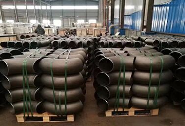 কার্বন ইস্পাত পাইপ ফিটিং গরম প্রেসিং শিল্প পাইপলাইন জন্য উচ্চ জারা প্রতিরোধের সঙ্গে WPB গ্রেড