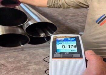 BA সারফেস ফিনিস গ্রেড 304N স্টেইনলেস স্টীল পাইপ টিউবিং জারা প্রতিরোধের জন্য ডিজাইন করা