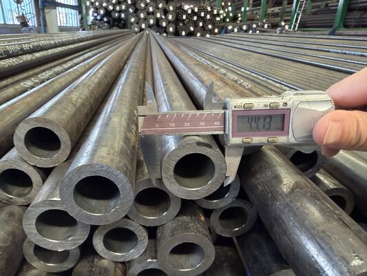 0.7MM~30MM প্রাচীর বেধ এবং কাস্টমাইজড দৈর্ঘ্য সহ জারা প্রতিরোধী হিট এক্সচেঞ্জার ইস্পাত টিউব